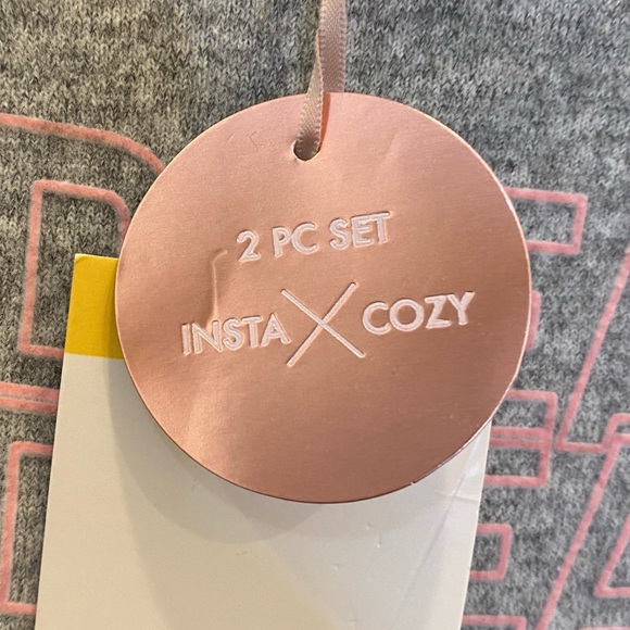 BCBG Girls Insta-cozy 2 piece set NWT - Picture 7 of 7